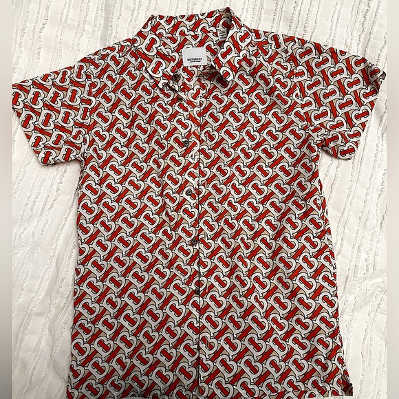 Burberry button down tee - Picture 1 of 4